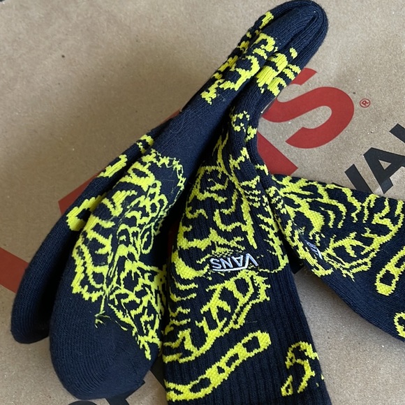 VANS “Off The Wall” Men’s socks - Picture 9 of 10